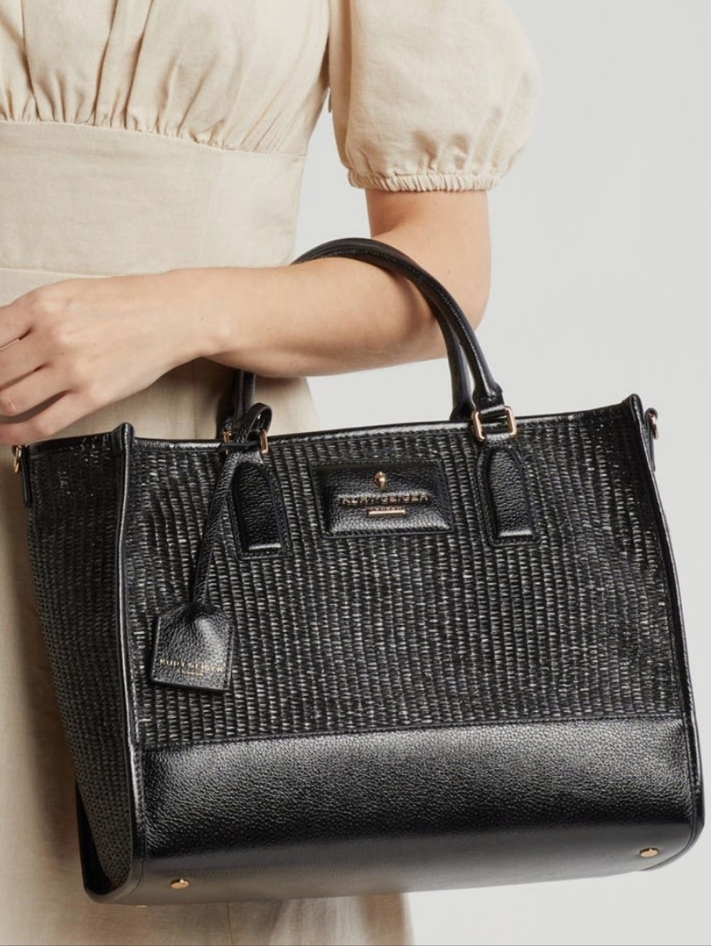 Kurt Keiger London  Black Handbag With Crossbody Strap